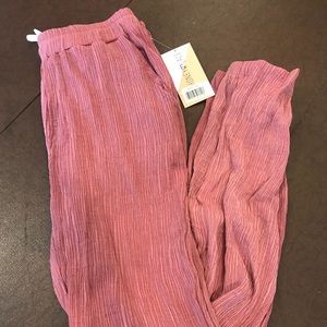 Piphany honey and lace joggers